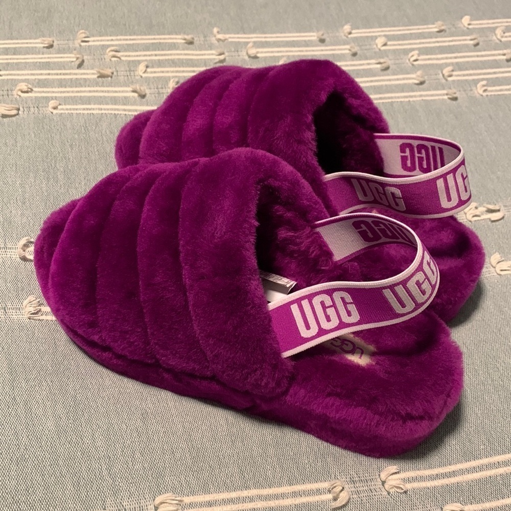 Ugg Fluff Yeah Slides